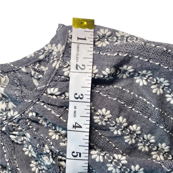 Cato Bohemian Short Puff Sleeve Floral Gray Women's Top - Picture 9 of 12